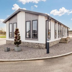 Discover Willow Park Luxury Lodges — a thriving, established lodge community in Warwickshire with only 8 vacant plots remaining and year-round living.